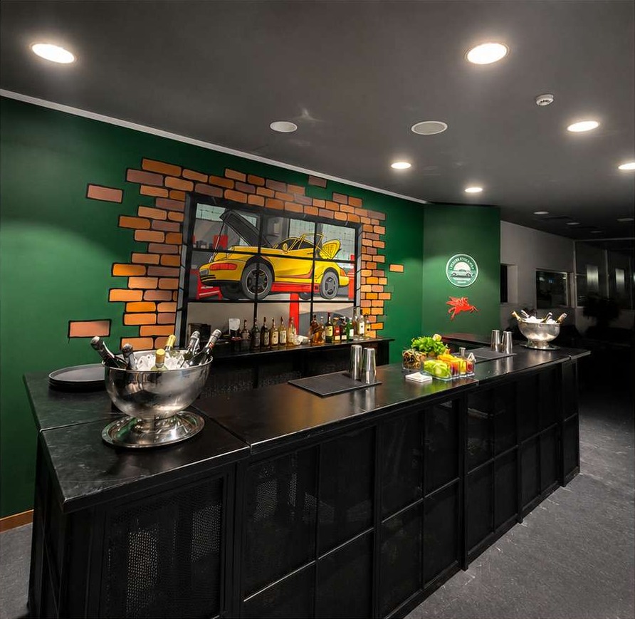 Forge bar with industrial black metal detailing